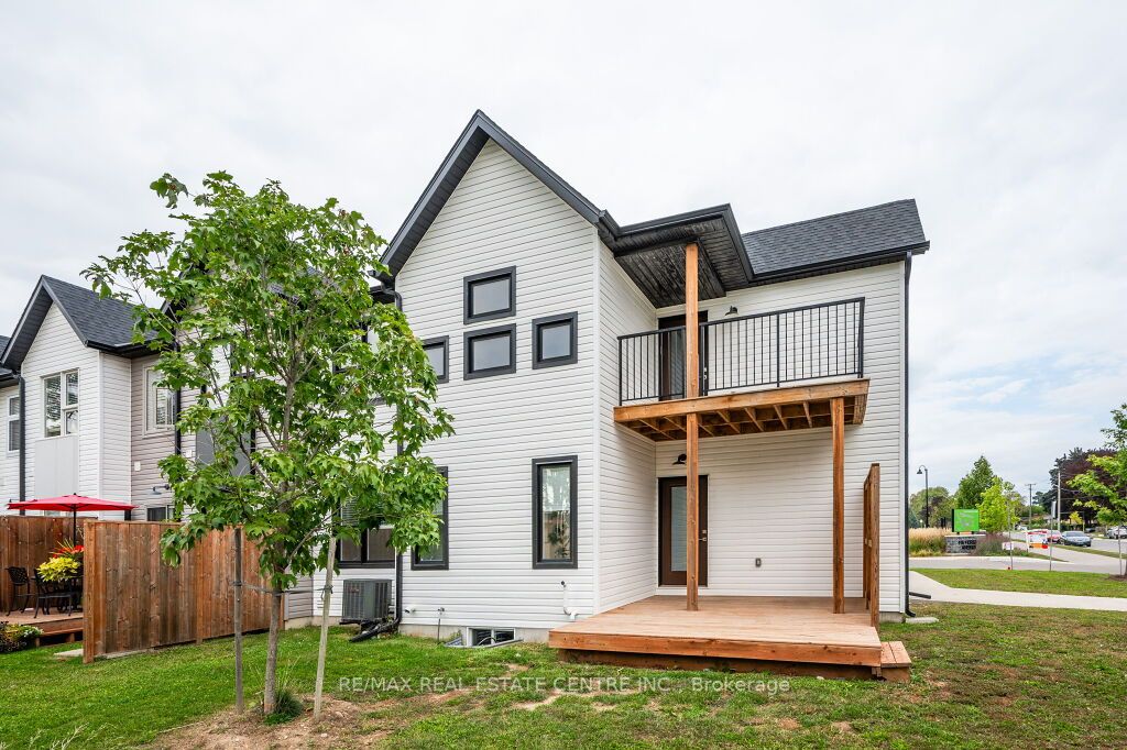 110 Fergus Avenue, #1