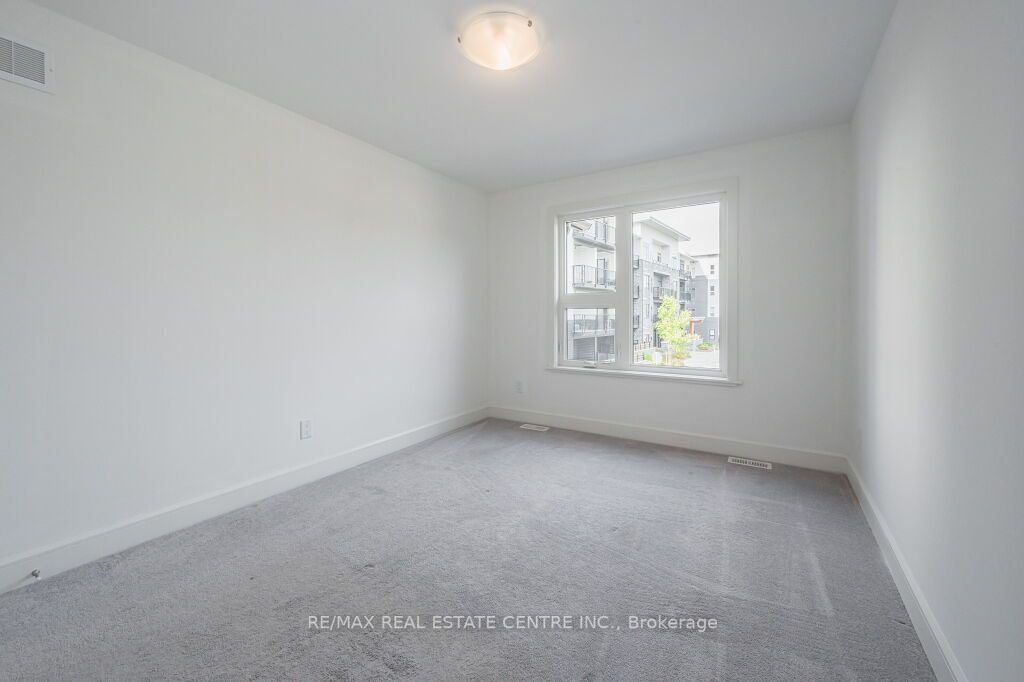 110 Fergus Avenue, #1