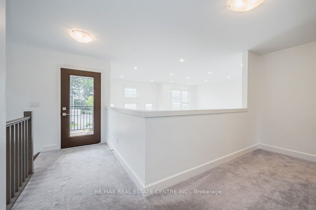 110 Fergus Avenue, #1