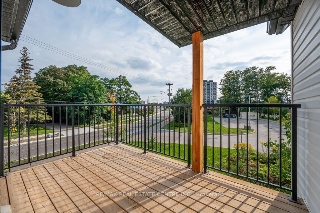 110 Fergus Avenue, #1