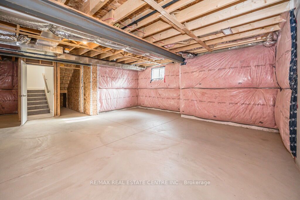 110 Fergus Avenue, #1