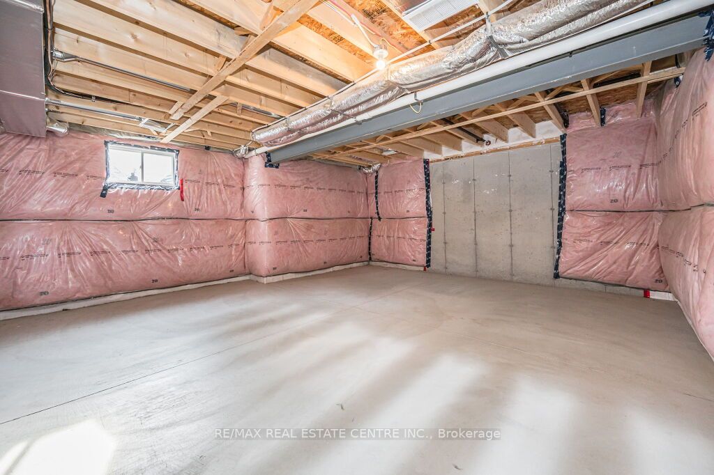 110 Fergus Avenue, #1