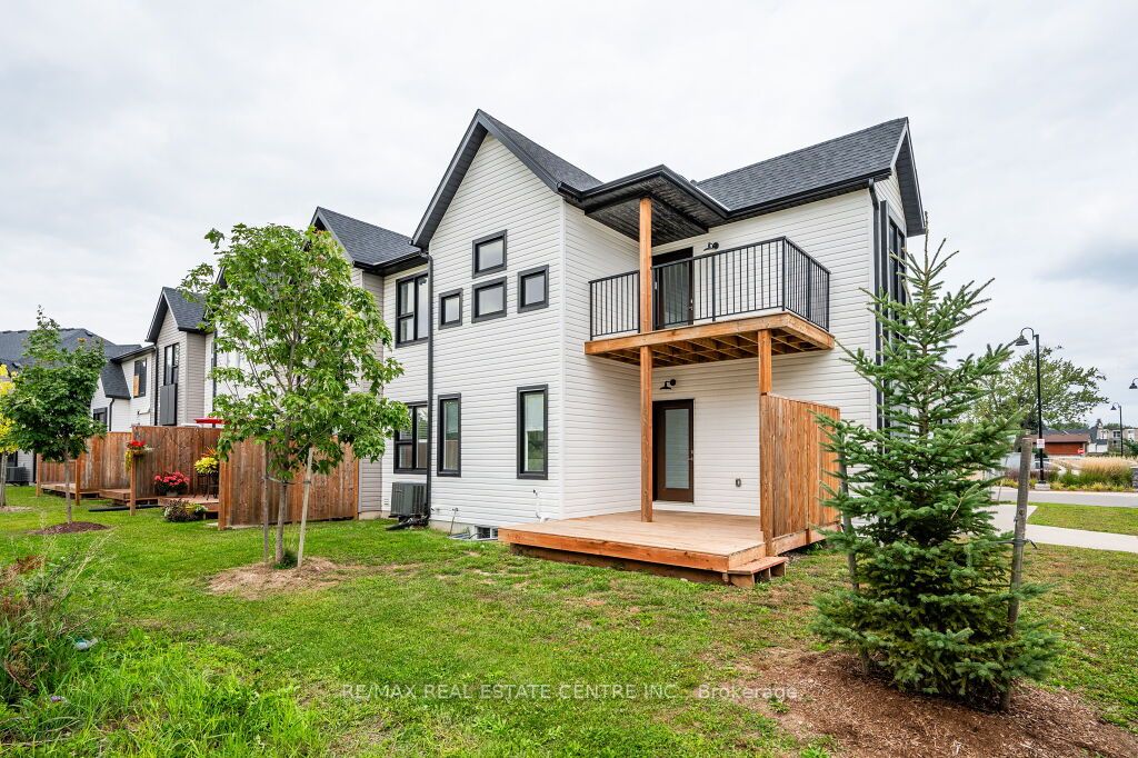 110 Fergus Avenue, #1