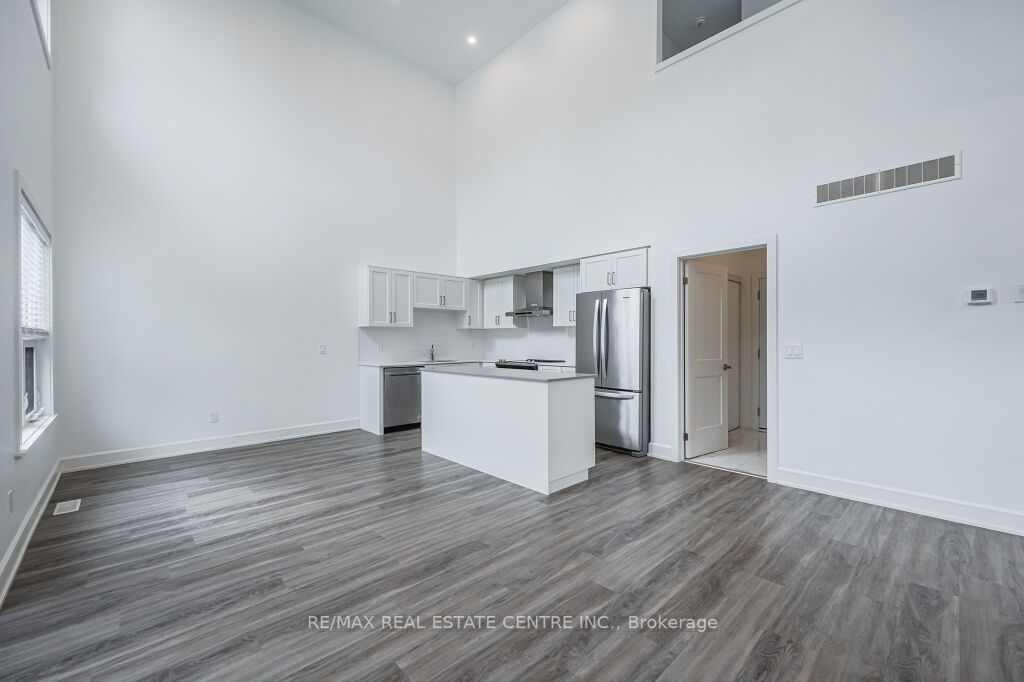 110 Fergus Avenue, #1