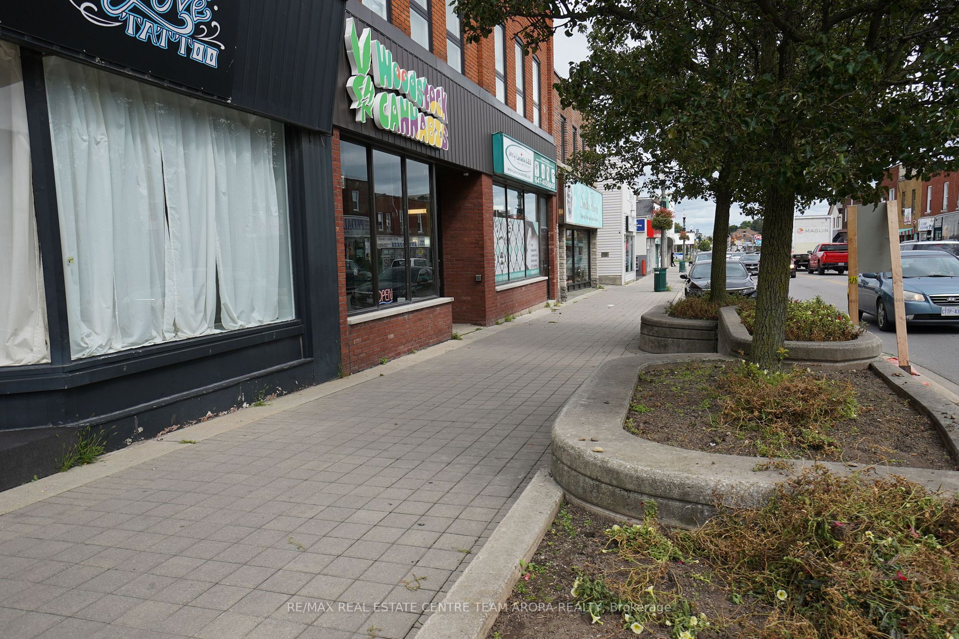 581 Dundas St, #579