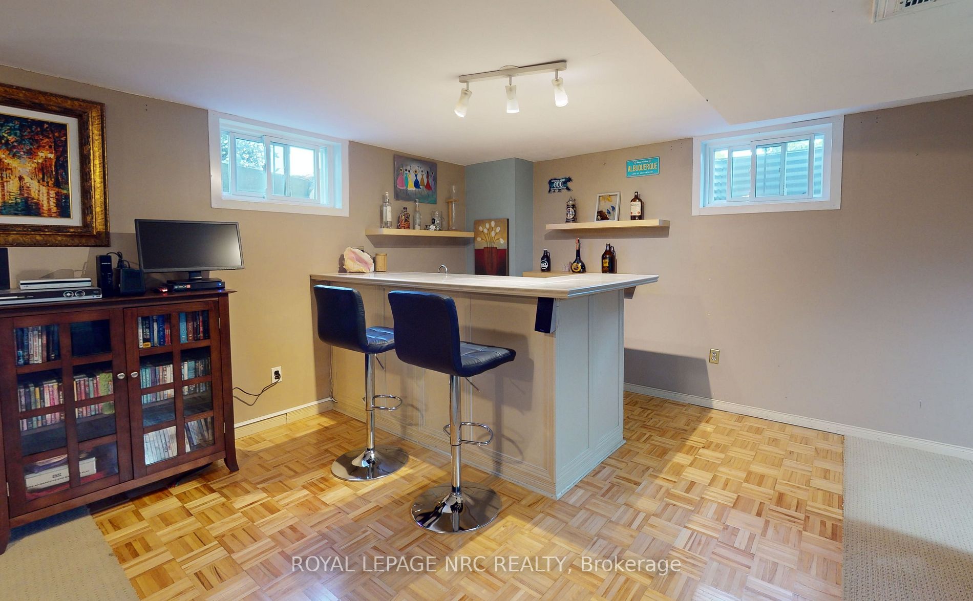 10 Ridgewood Rd