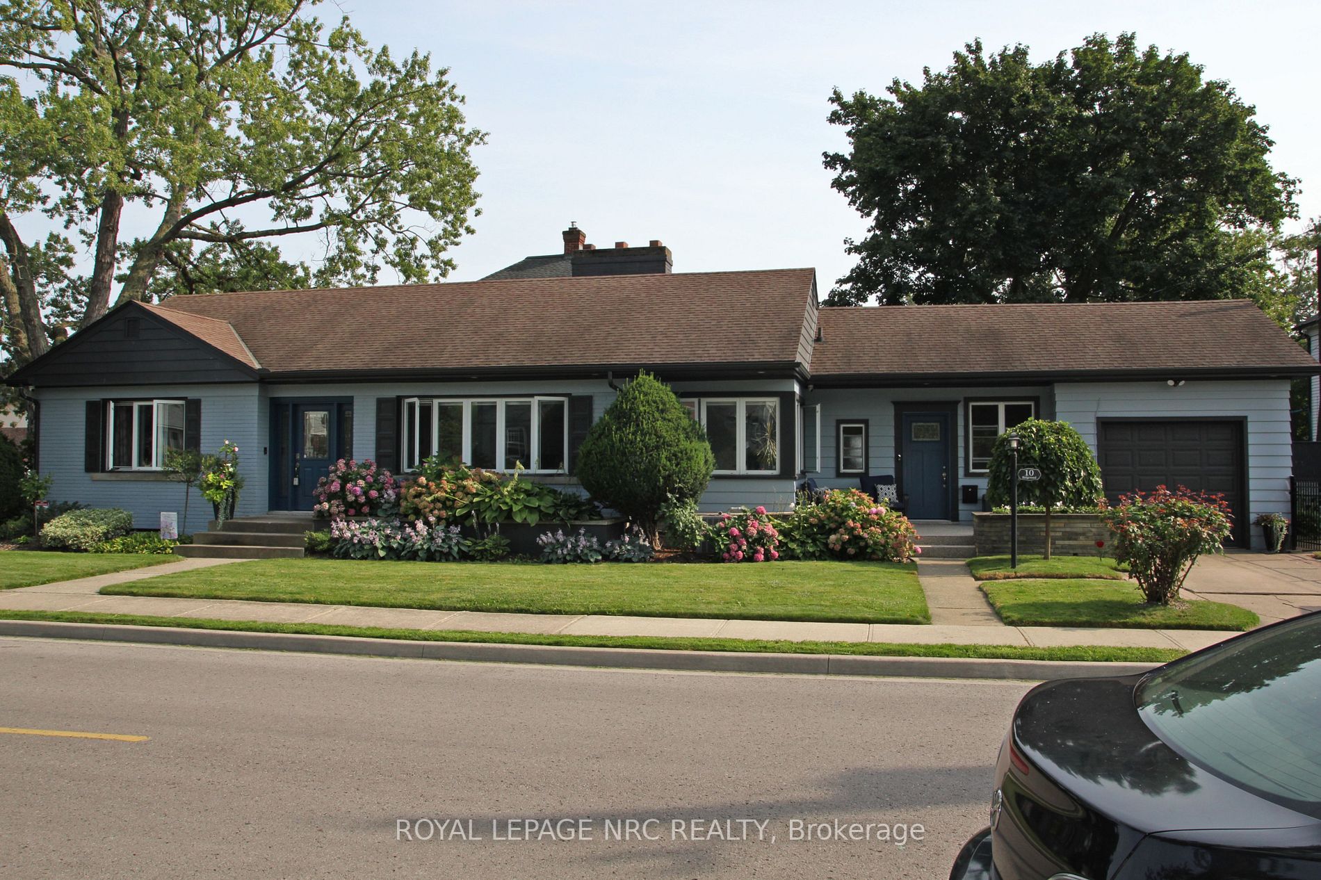 10 Ridgewood Rd