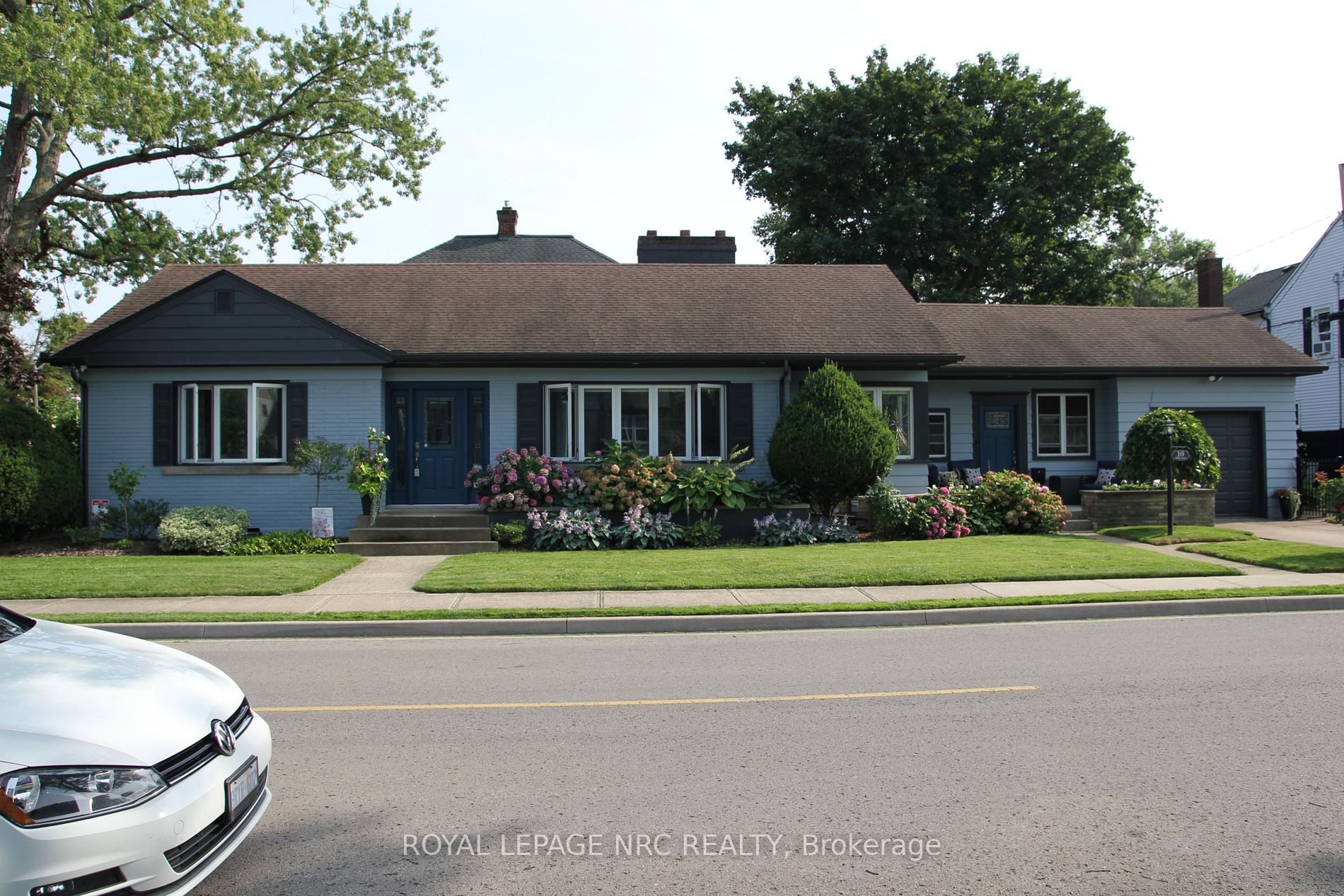 10 Ridgewood Rd