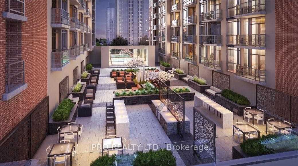 150 Main Street W, #315