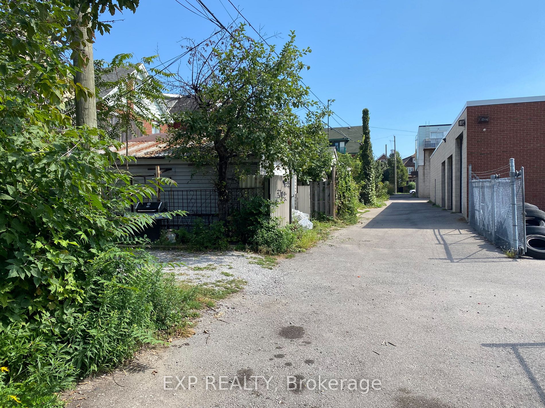 22 Senator Avenue