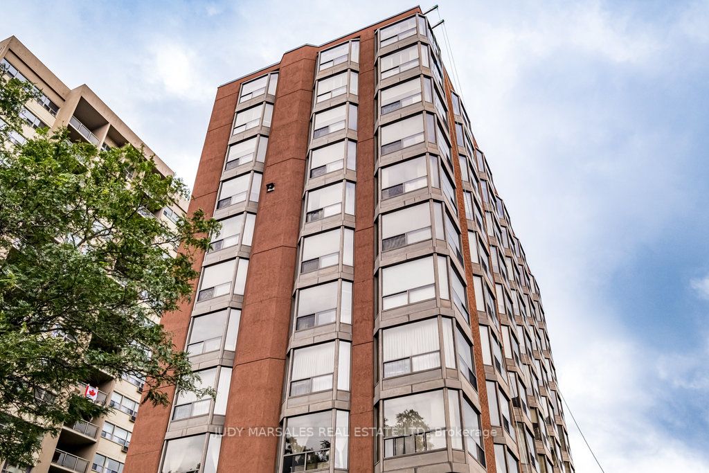 49 Robinson St, #301
