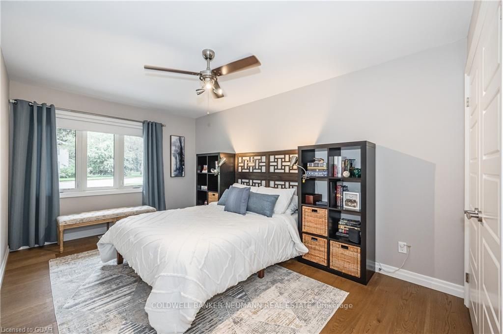 21 Monticello Cres