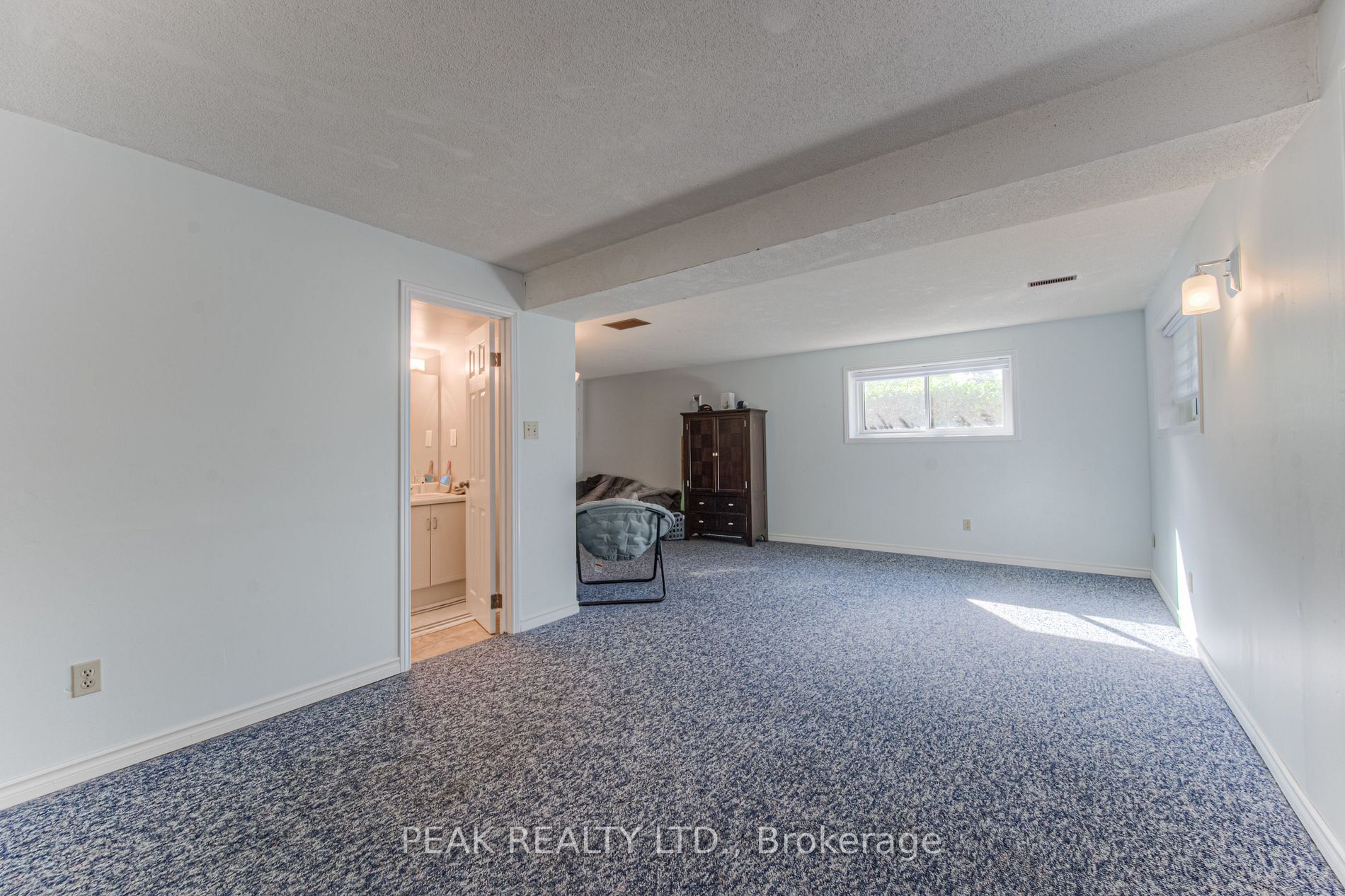205 Rittenhouse Road E
