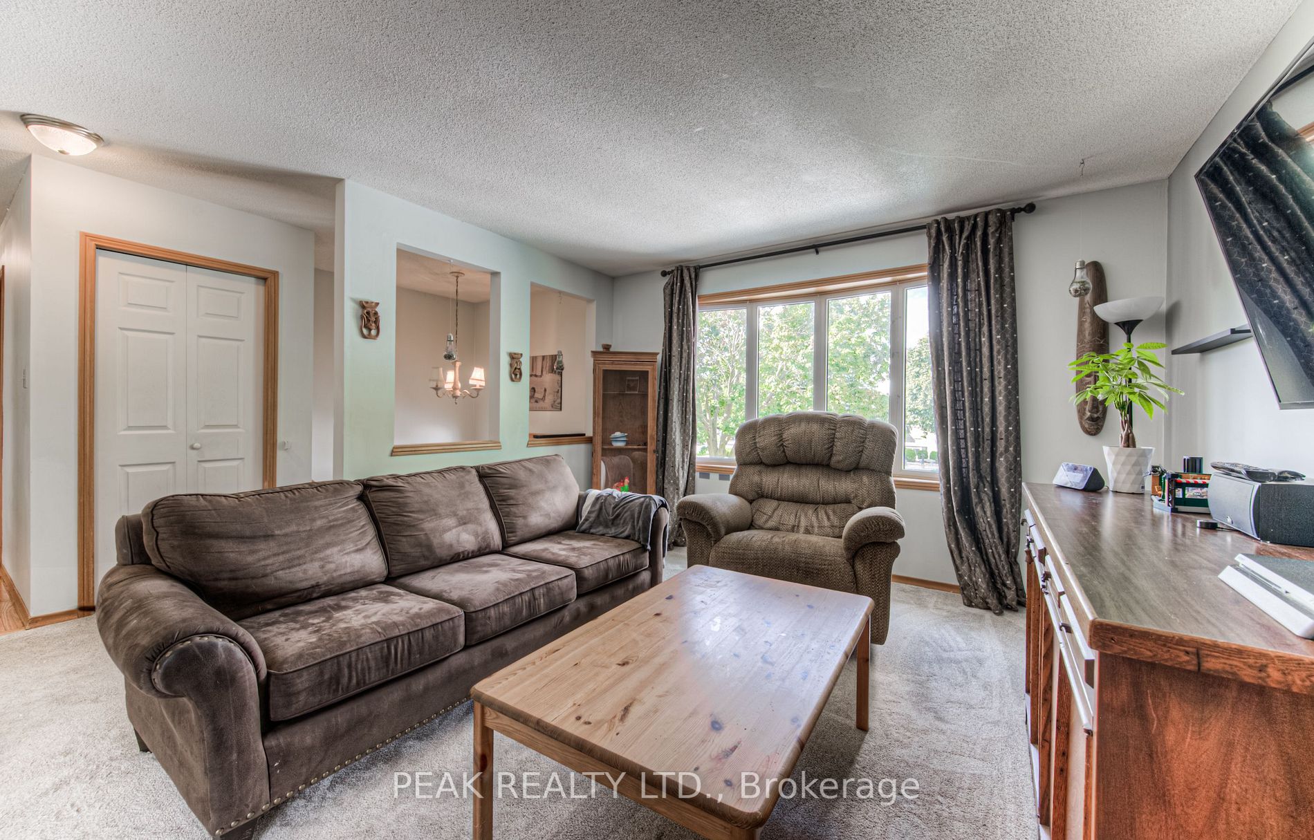 205 Rittenhouse Road E