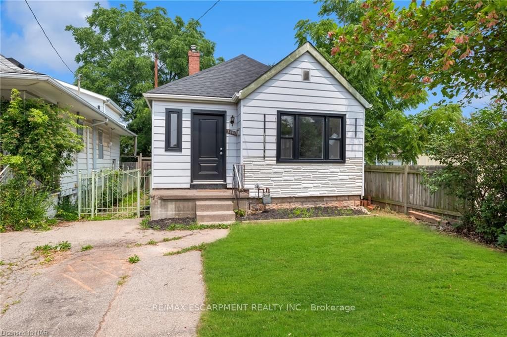 1861 Main St E
