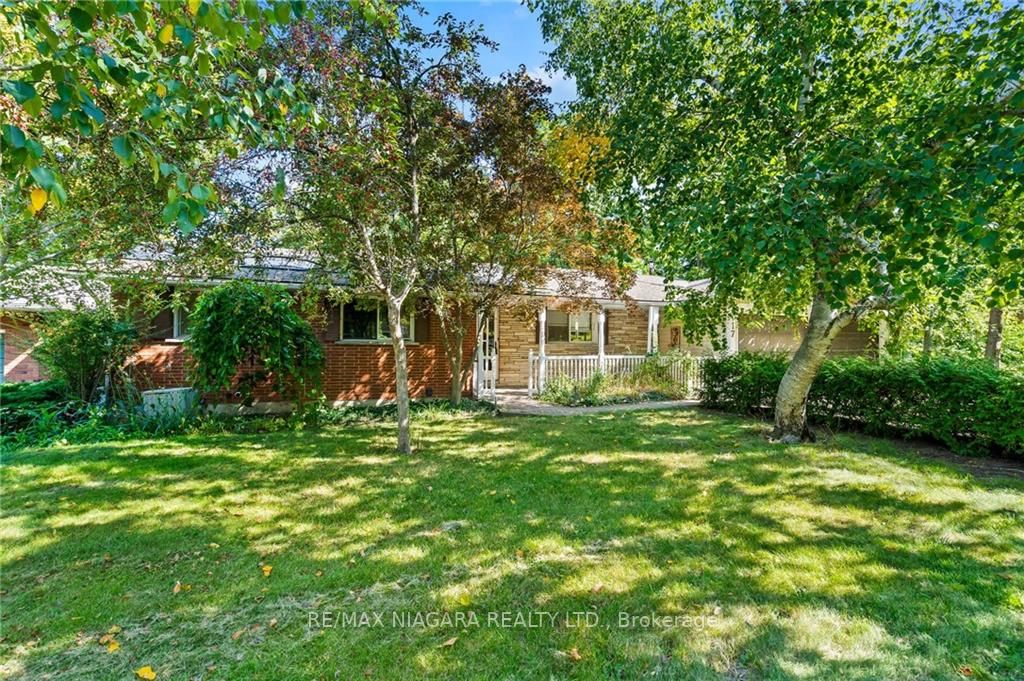 17 Allandale Dr