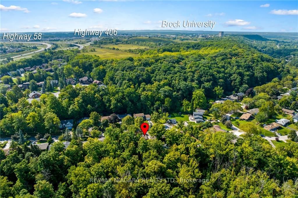 17 Allandale Dr