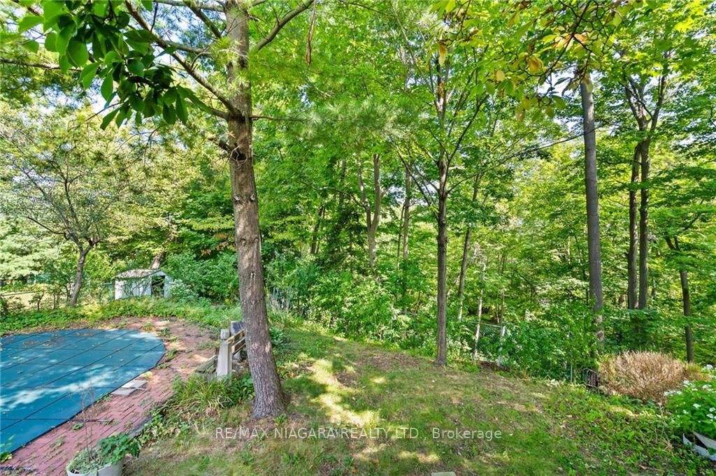 17 Allandale Dr