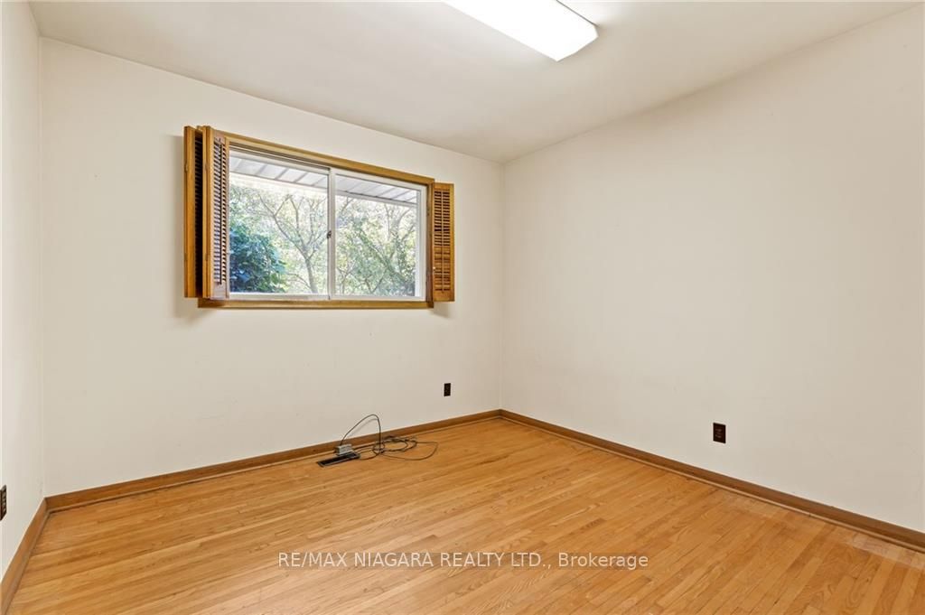 17 Allandale Dr