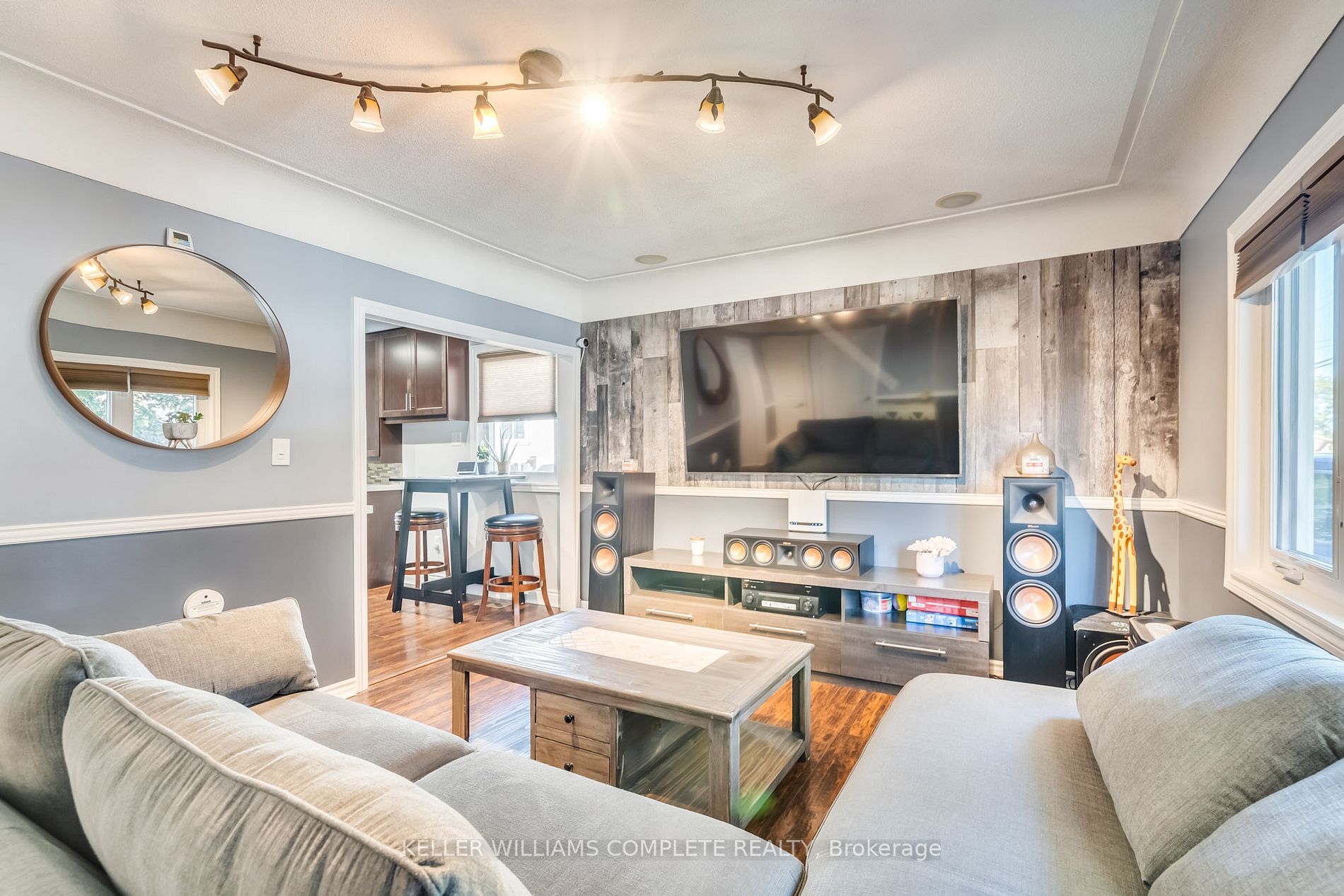 73 Normanhurst Ave