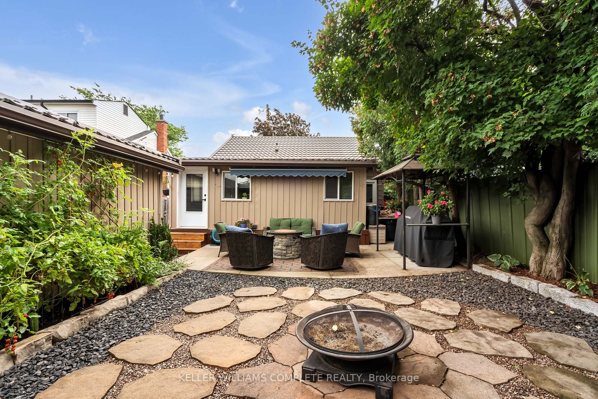 73 Normanhurst Ave