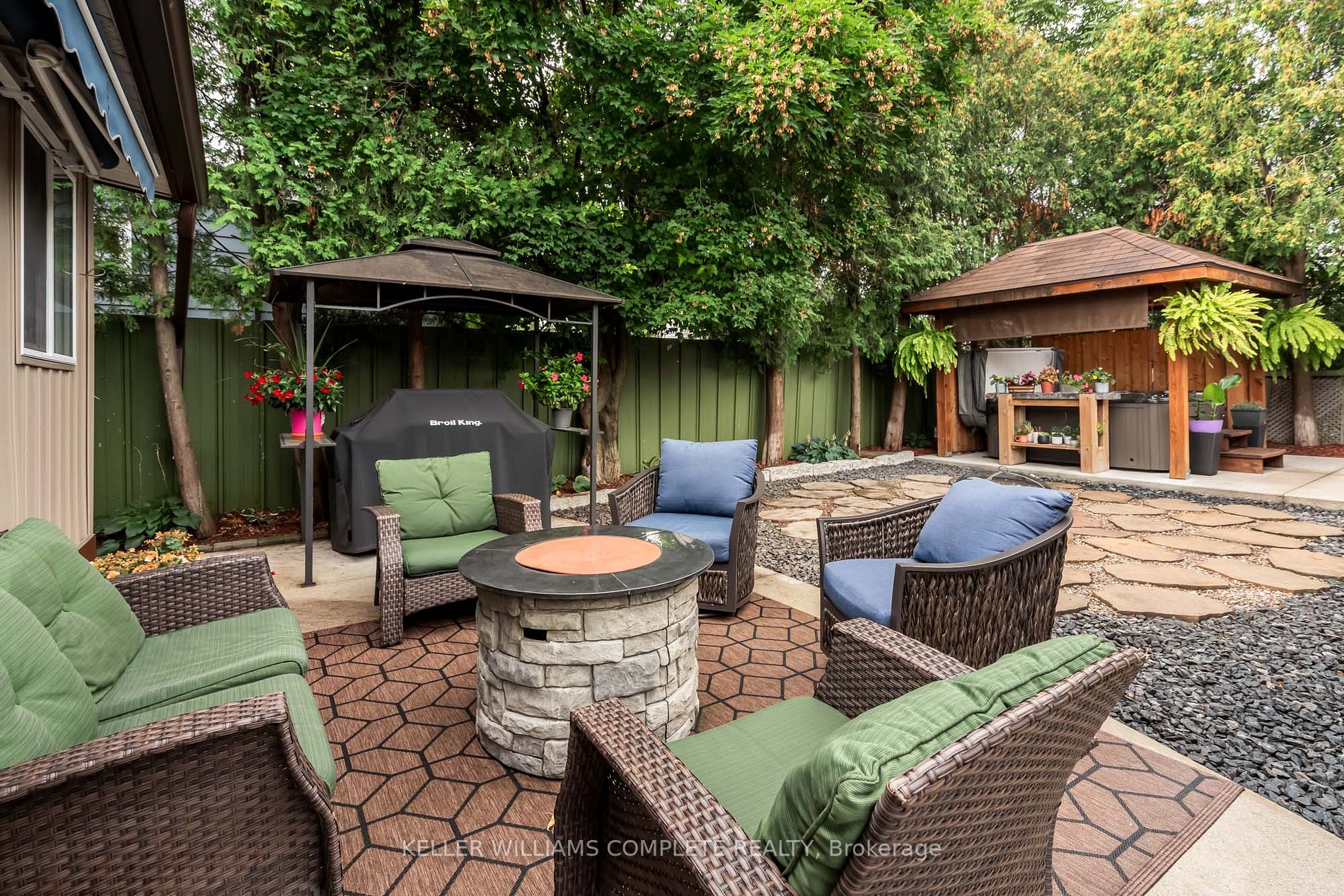 73 Normanhurst Ave
