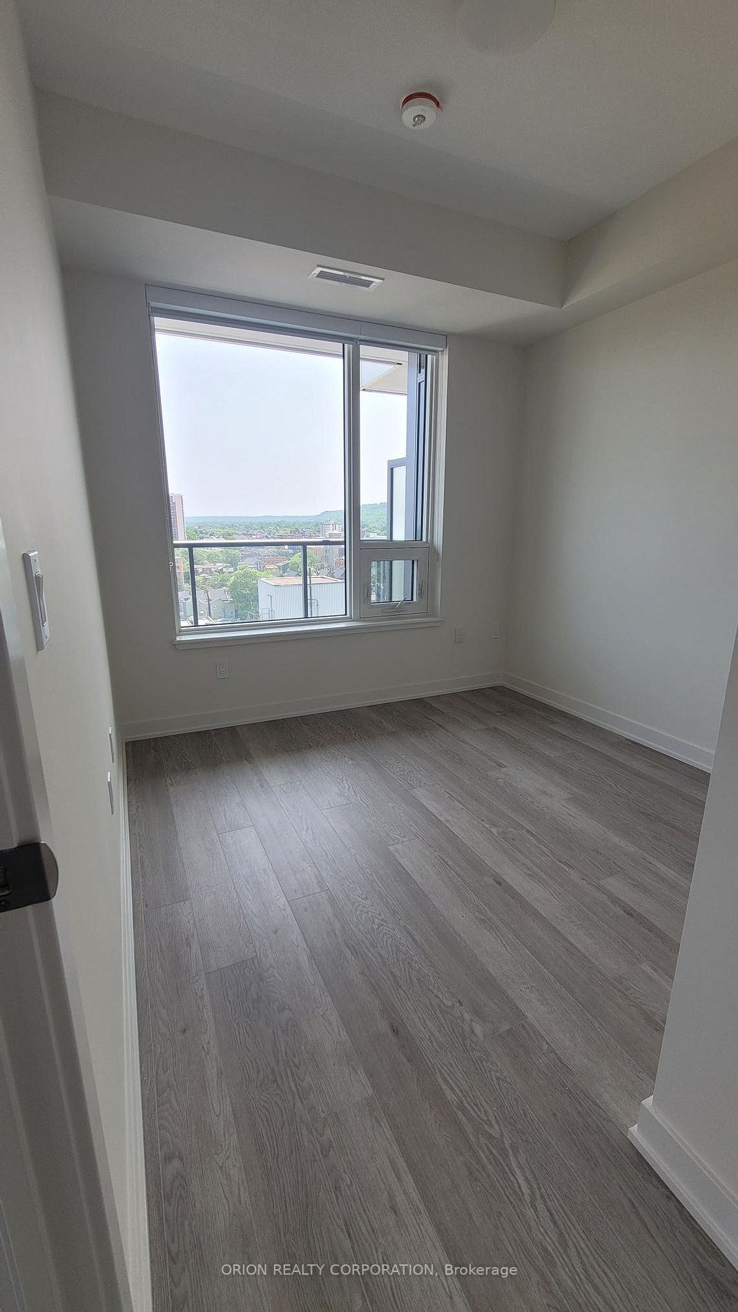 212 King William St, #1203