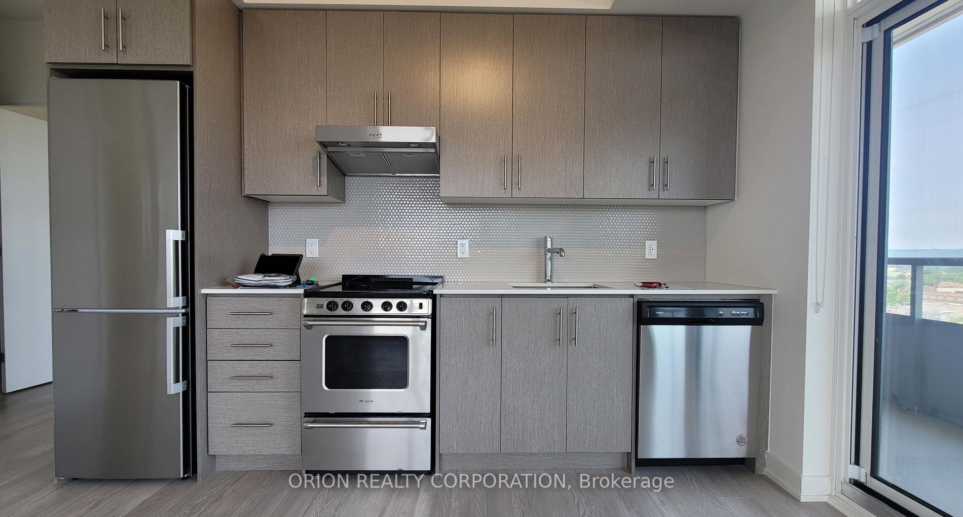 212 King William St, #1203
