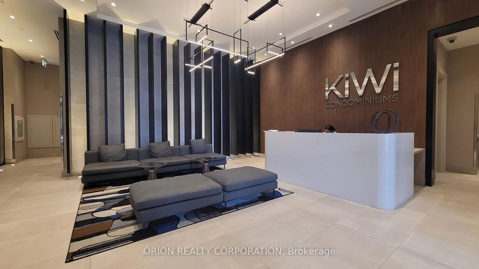 212 King William St, #1203