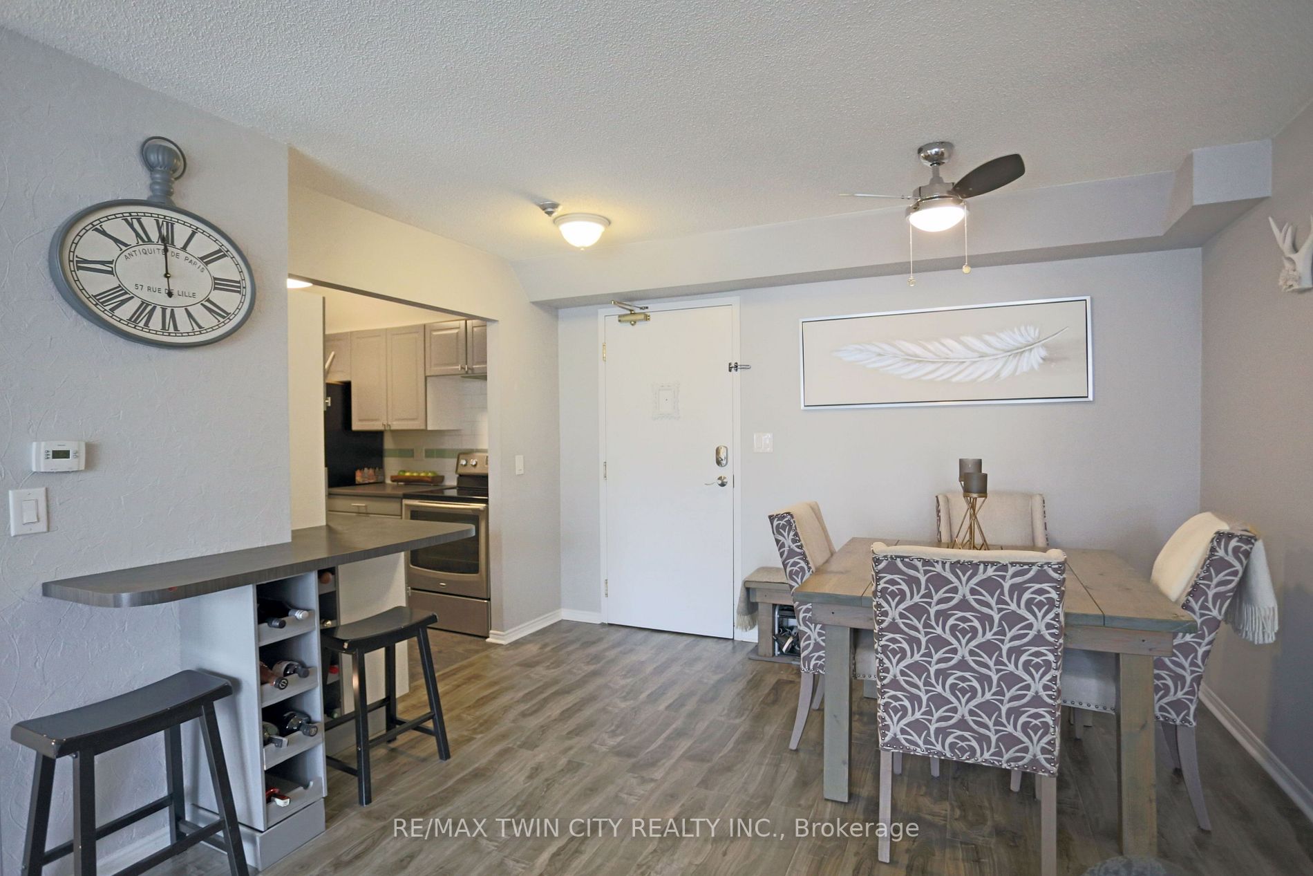 107 Bagot Street, #208