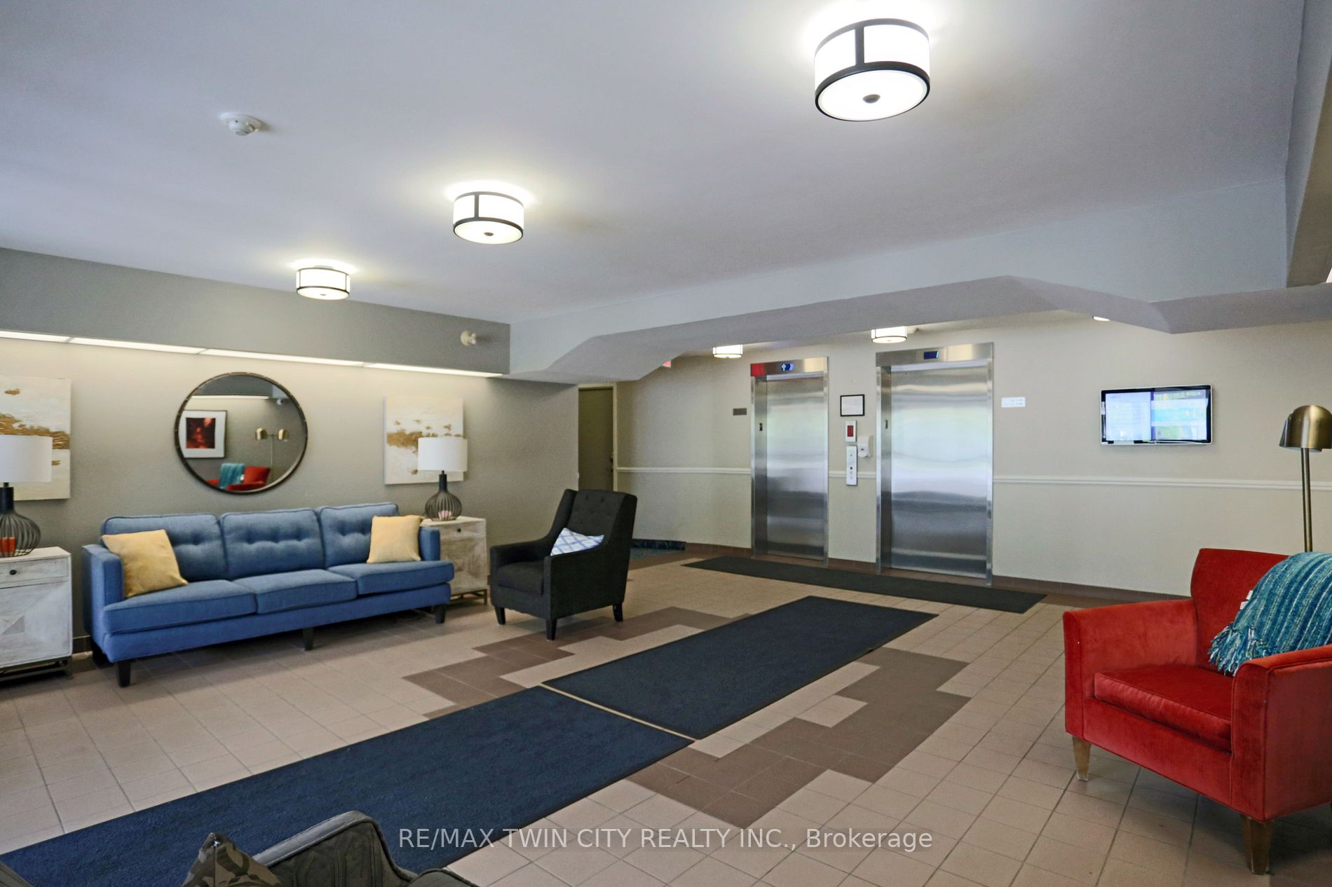 107 Bagot Street, #208