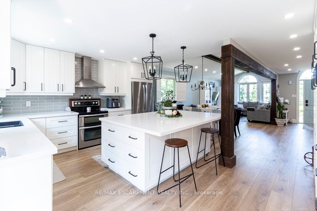 42 Naples Blvd