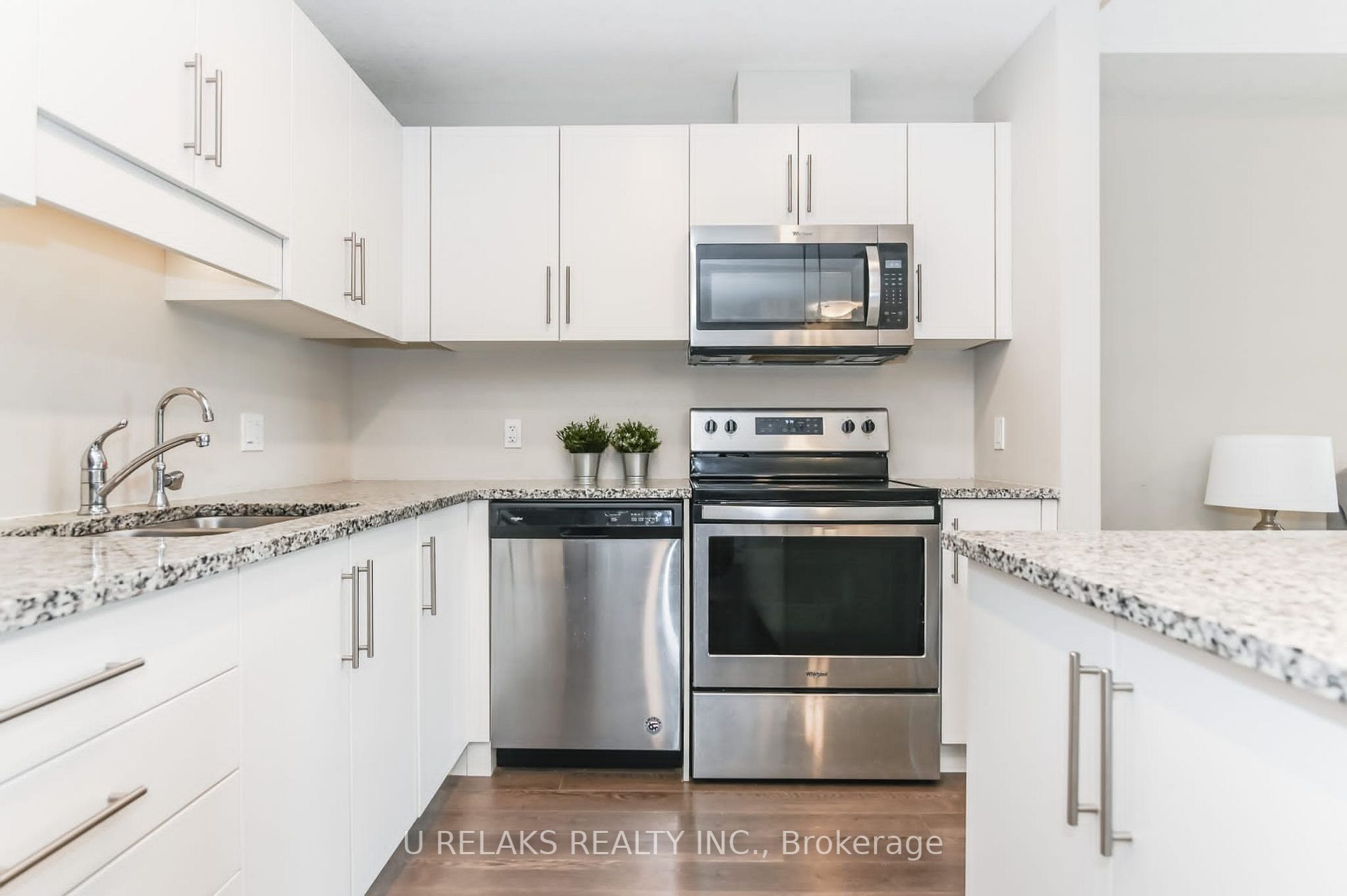 333 Gosling Gardens, #203