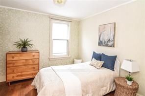 148 Rosslyn Ave N