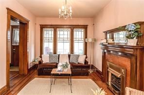 148 Rosslyn Ave N