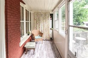 148 Rosslyn Ave N