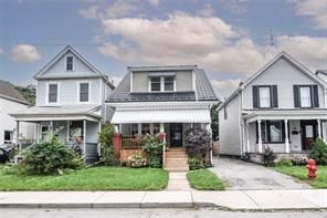 148 Rosslyn Ave N