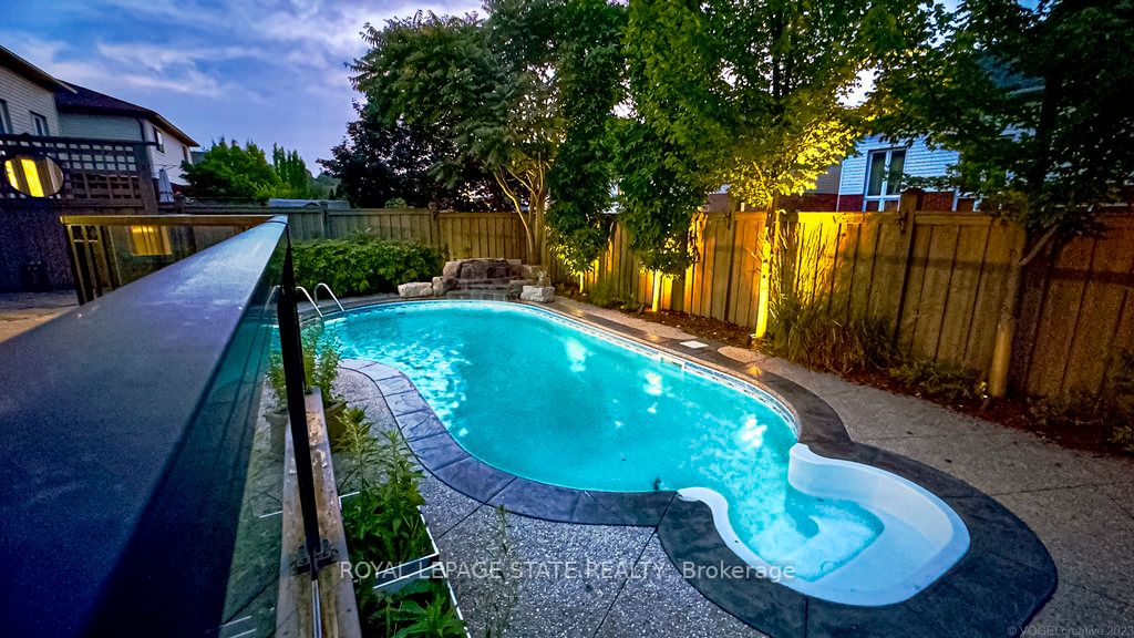 35 Holkham Ave