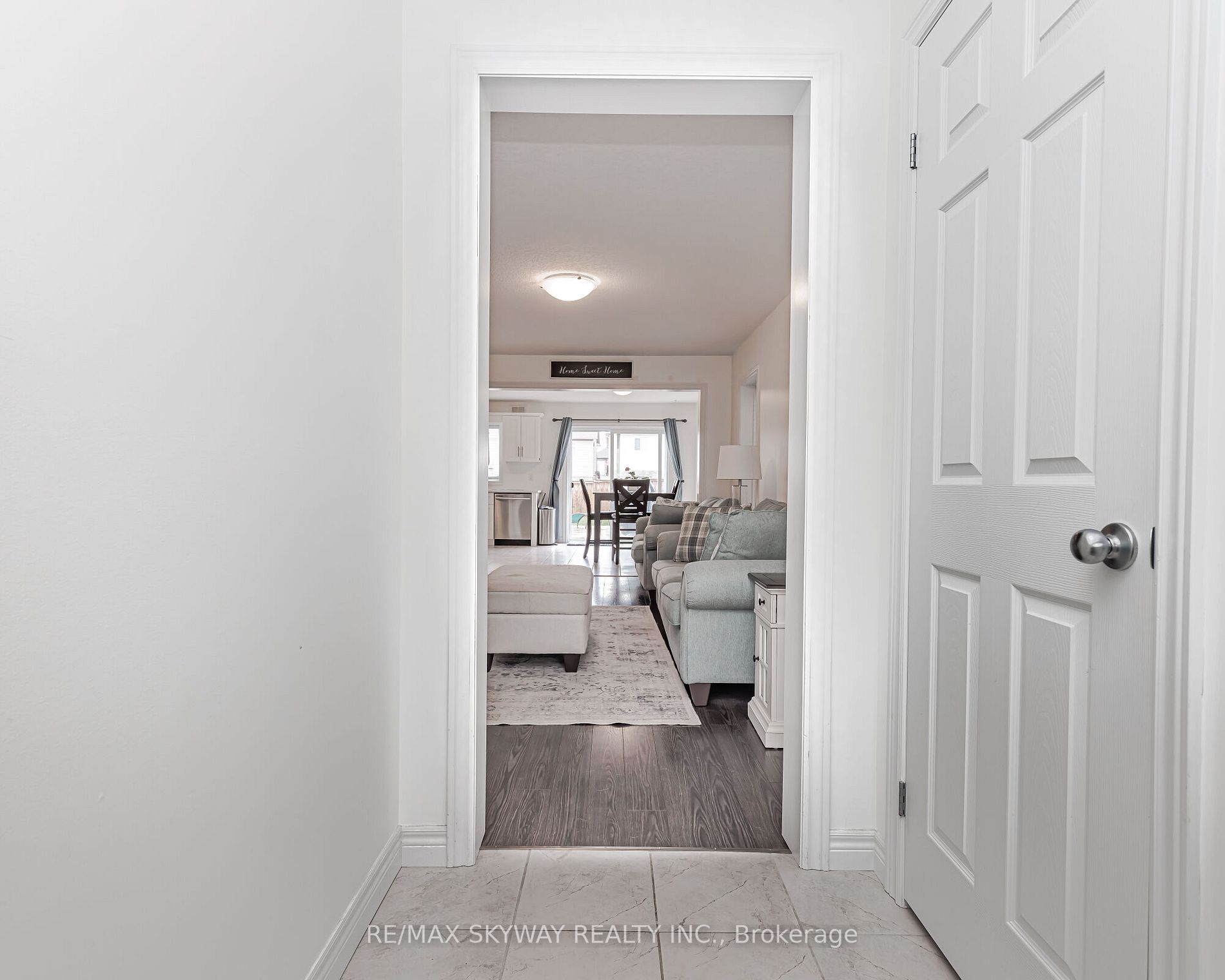 12 Ambrous Crescent
