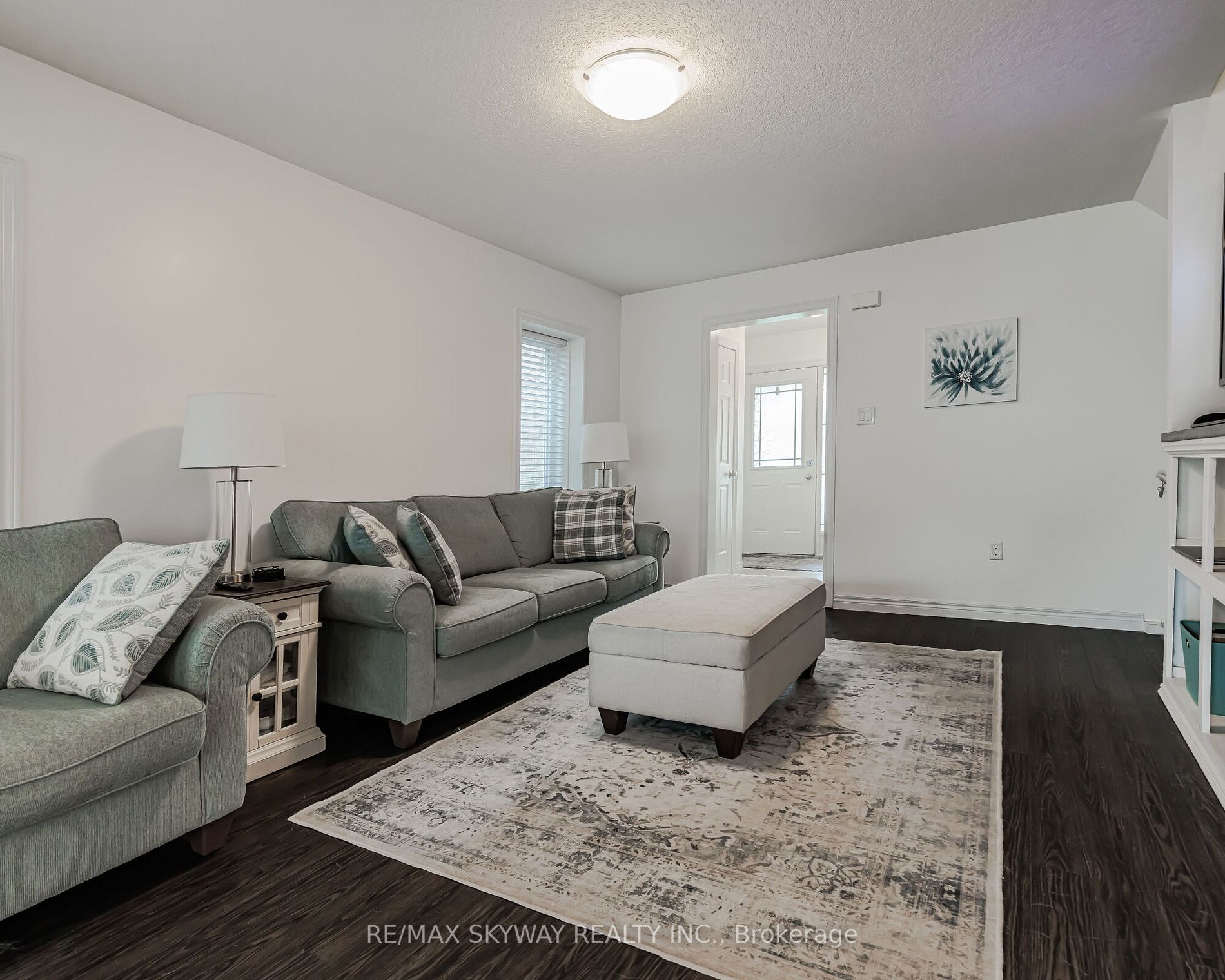 12 Ambrous Crescent
