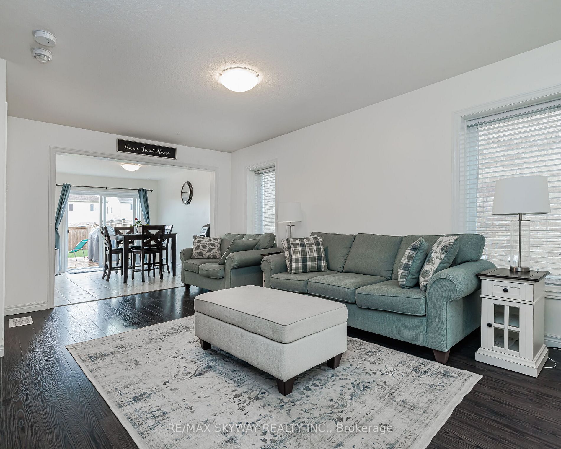 12 Ambrous Crescent