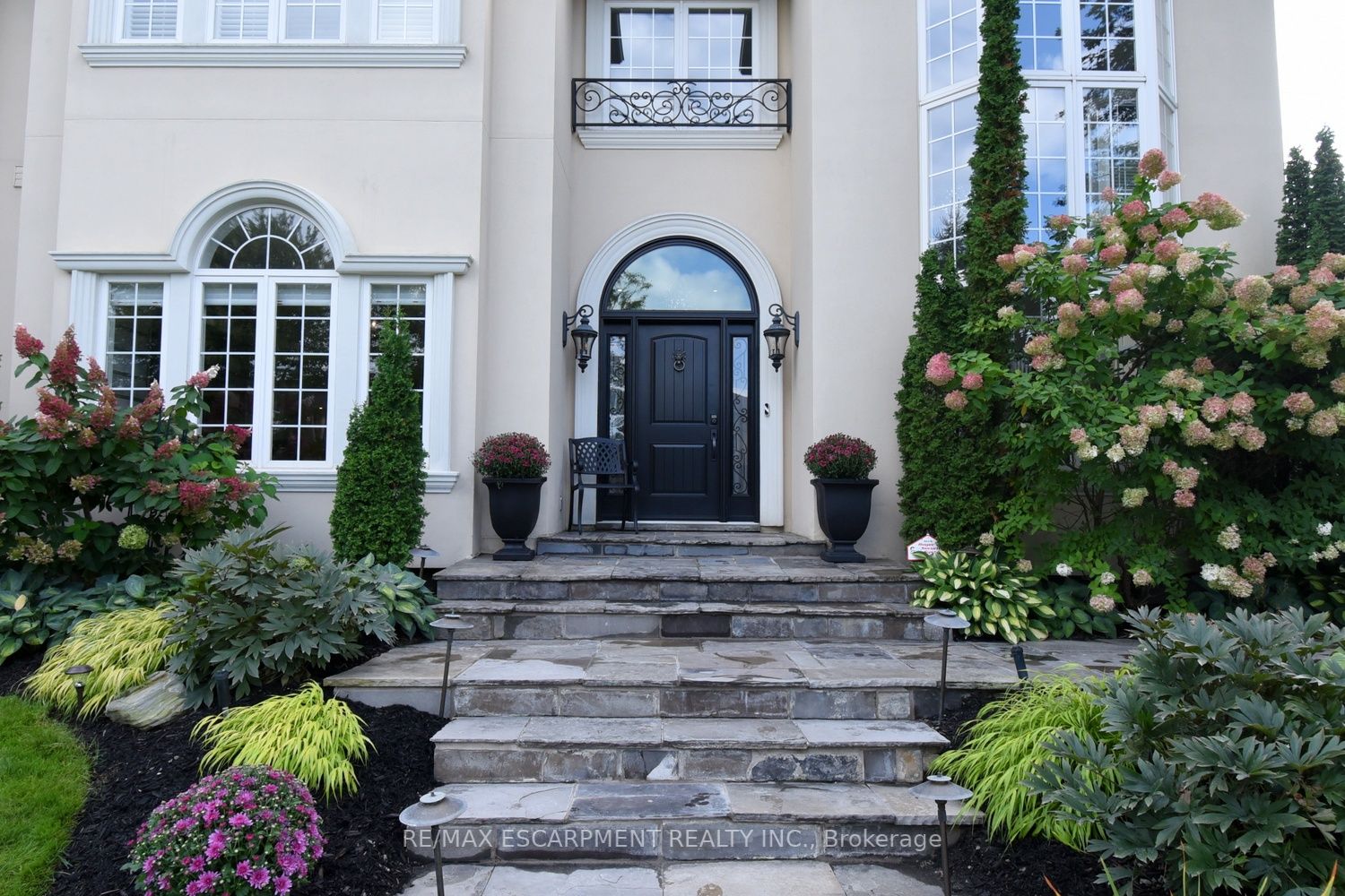 83 Southcreek Crt