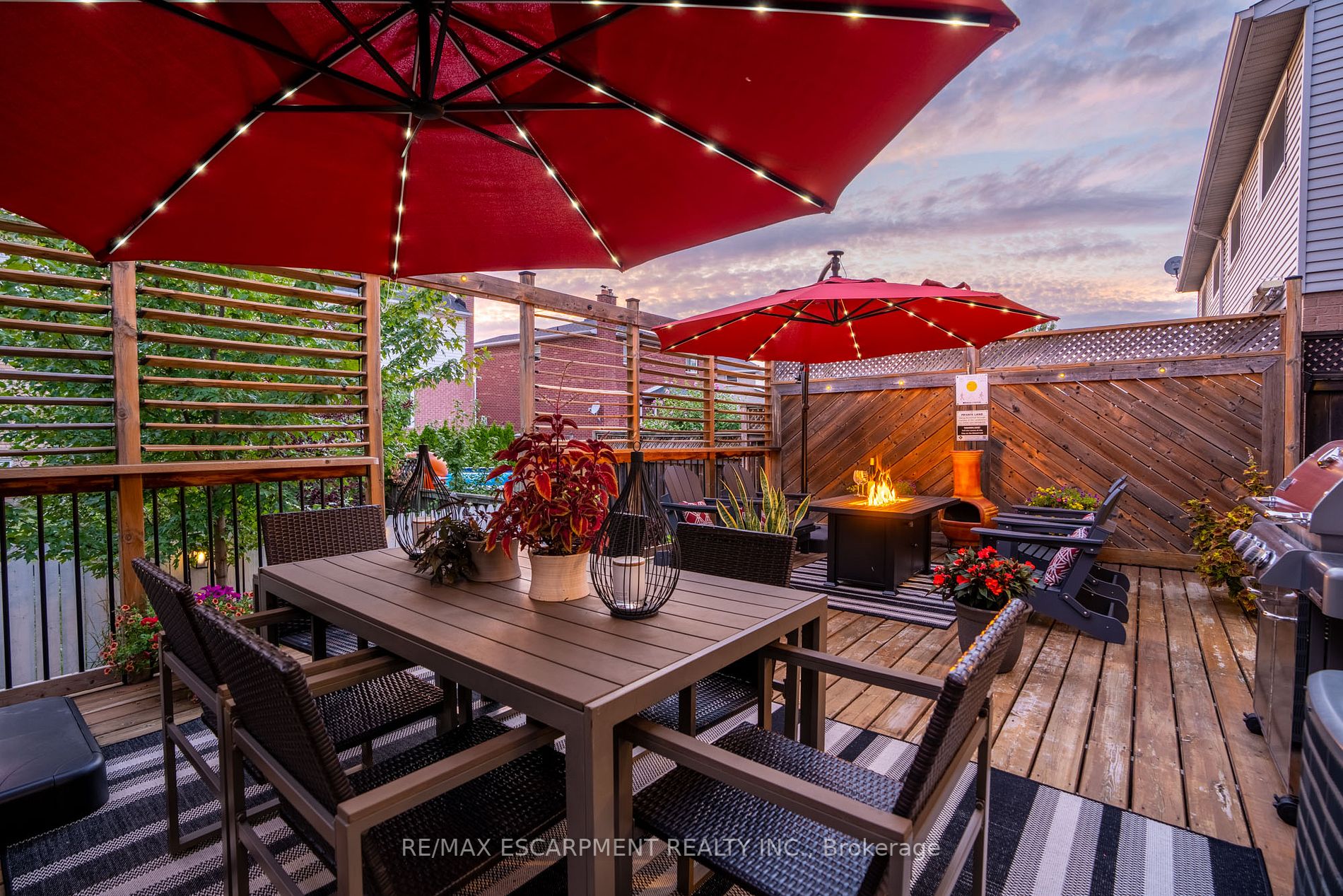 4578 Juniper Cres