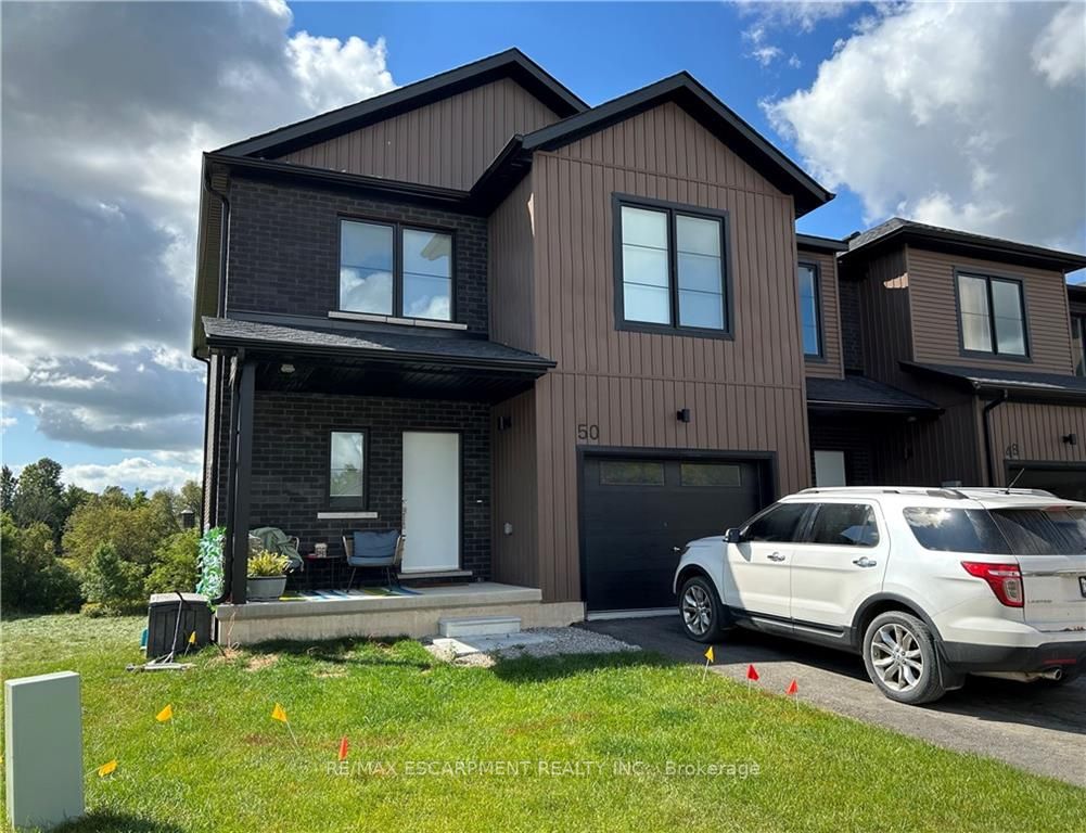 50 Trailside Dr