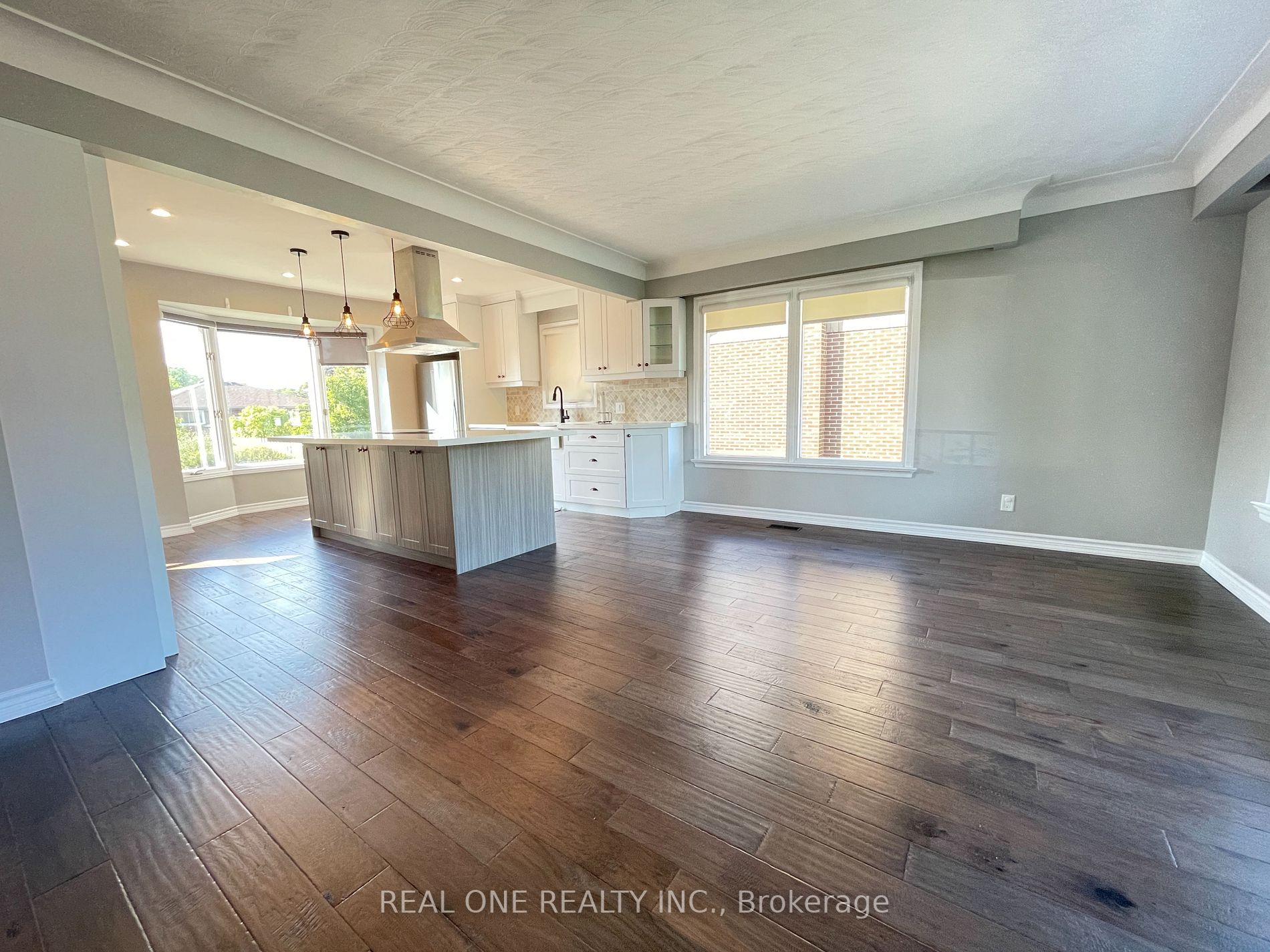 368 West 5th Street, #Upper