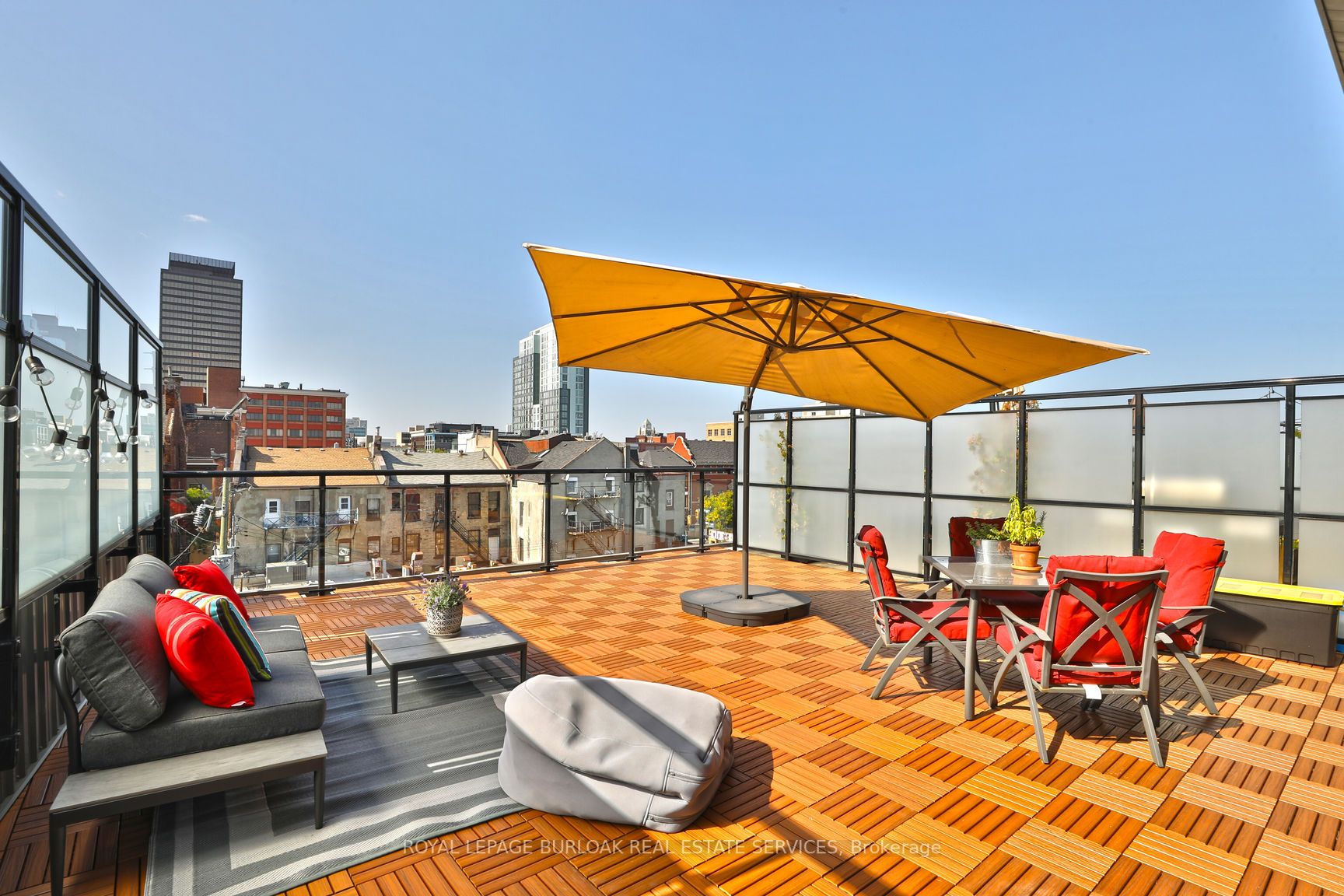 80 King William Street, #410