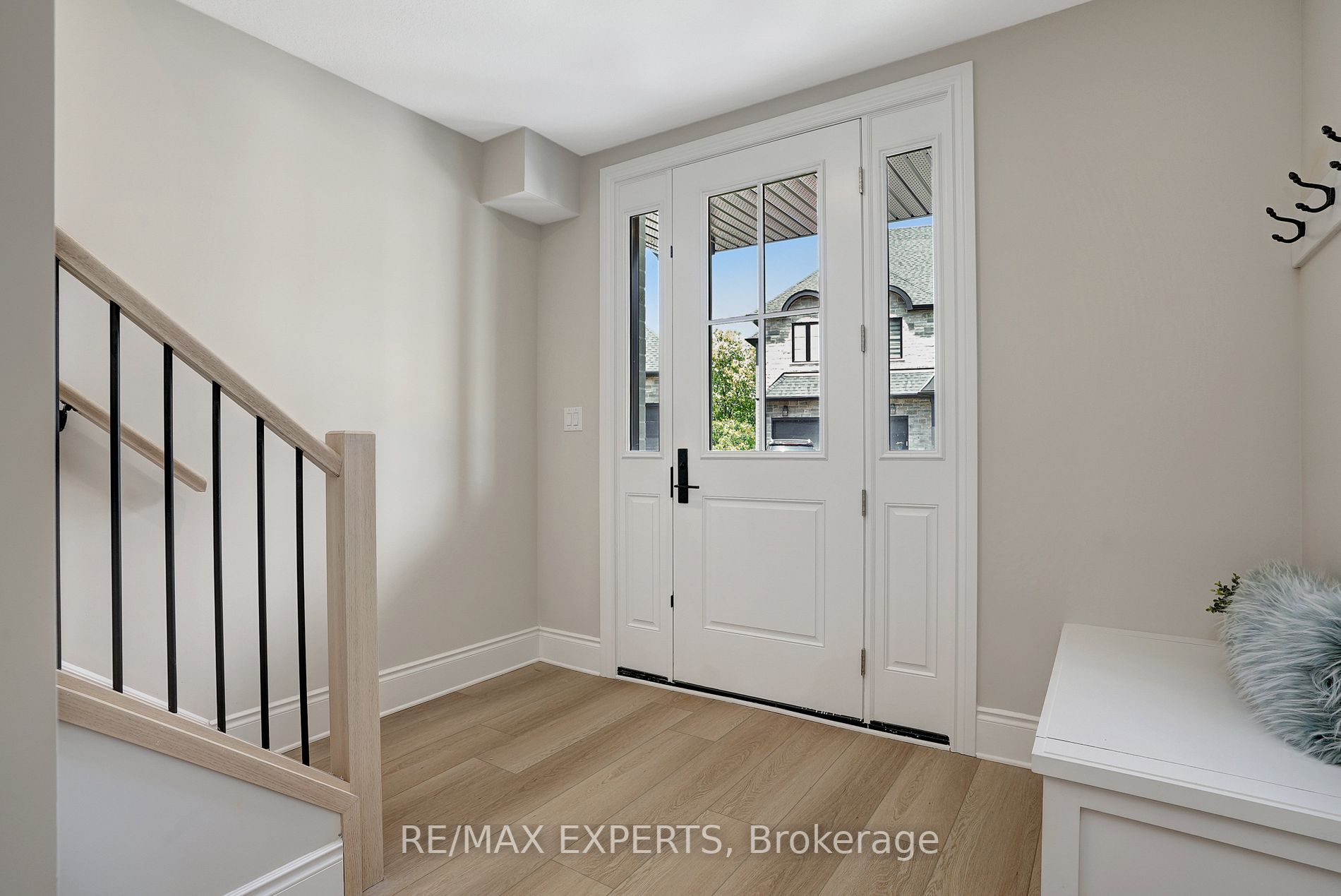 30-2835 Sheffield Pl