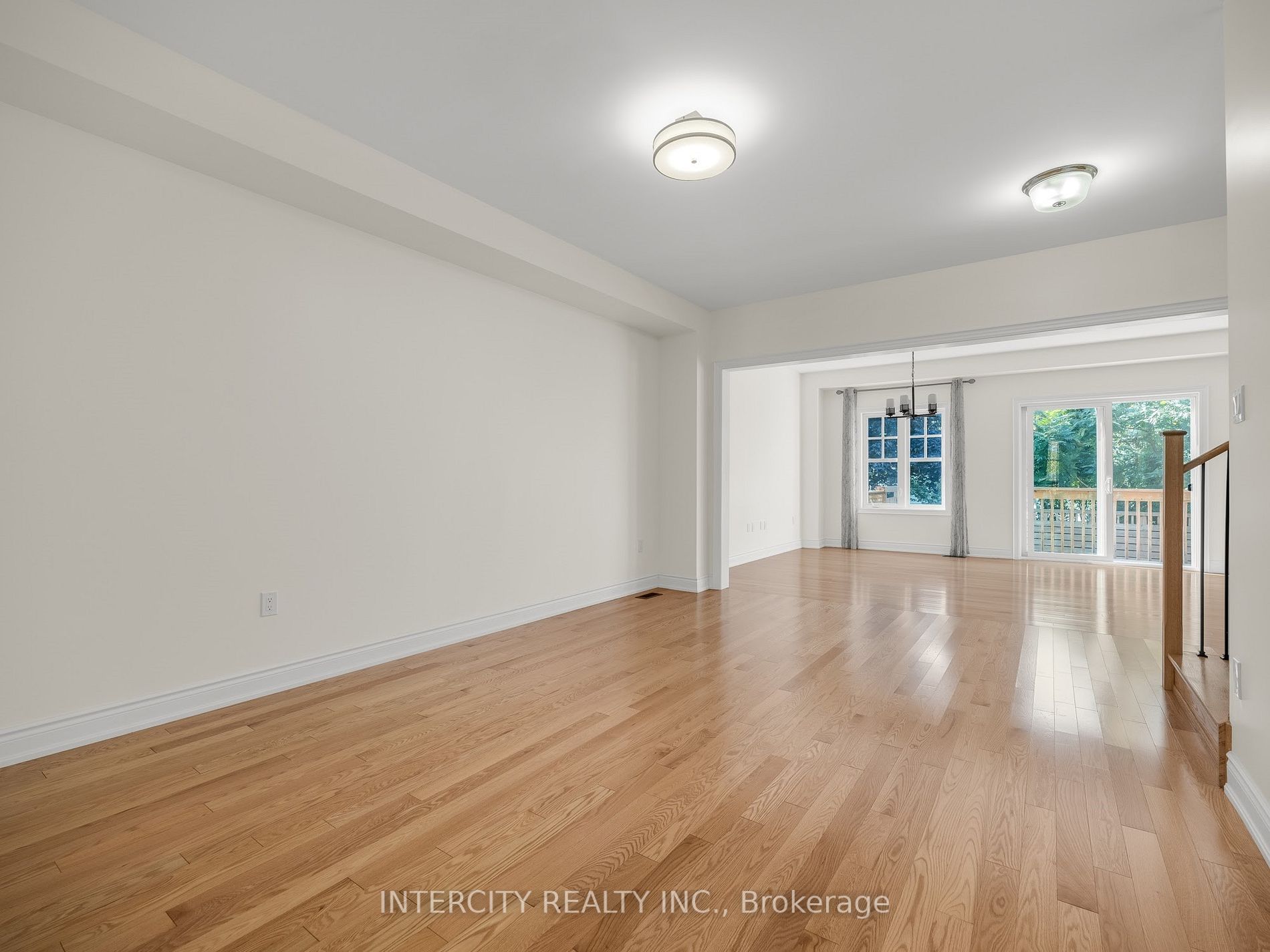 34 Windsor Circ, #00