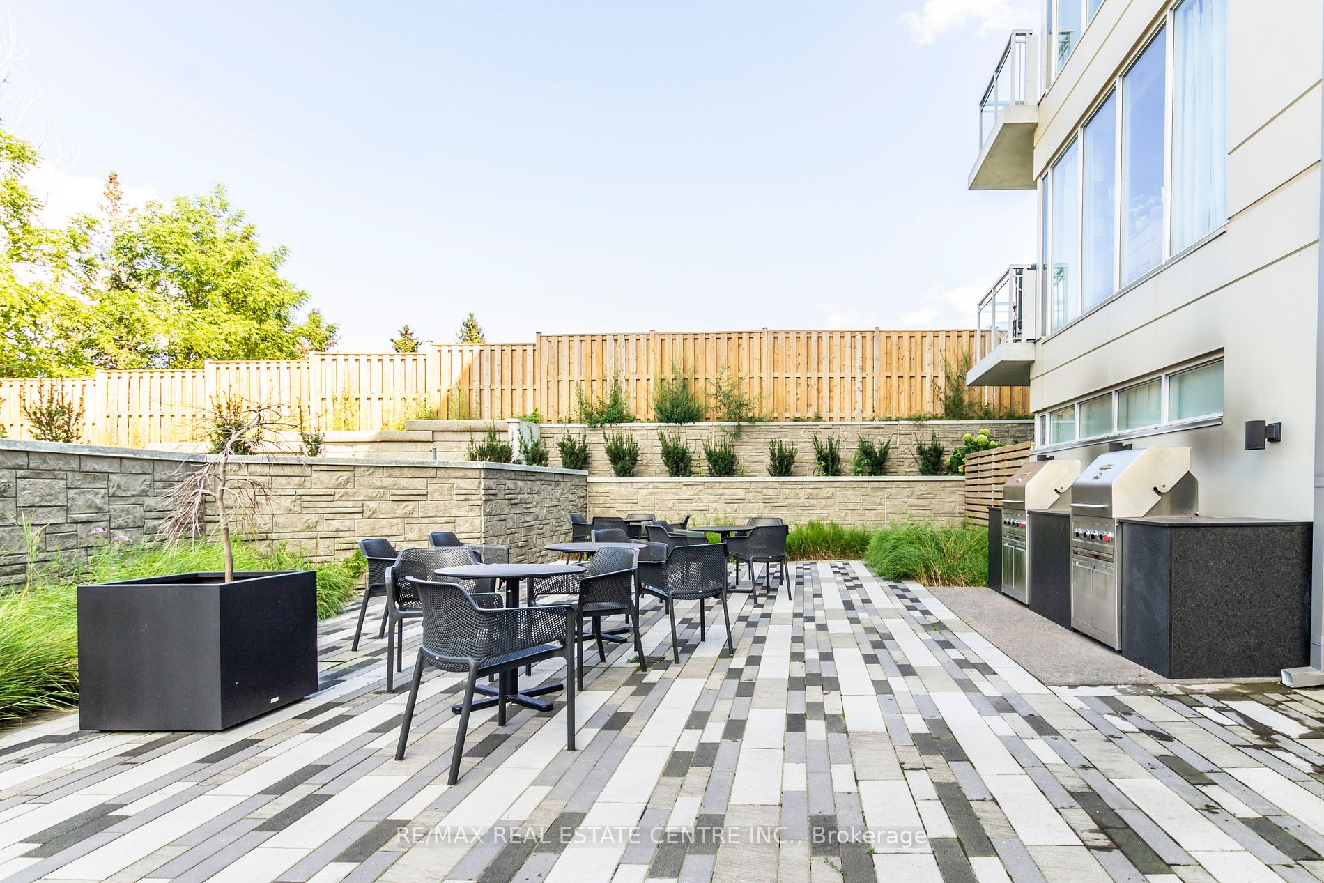 16 Markle Cres, #213