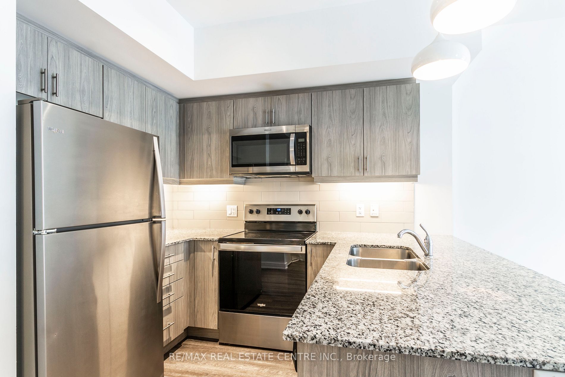 16 Markle Cres, #213